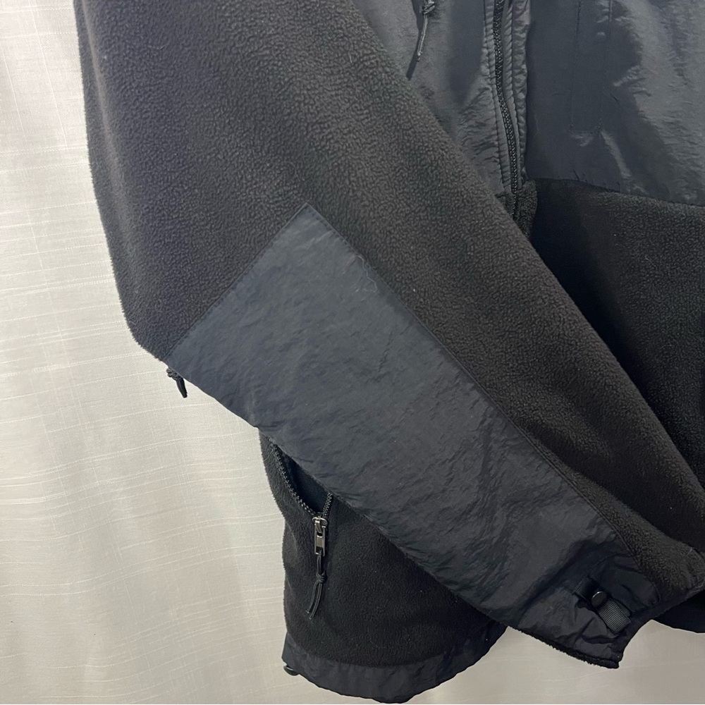 The North Face Denali Fleece Jacket Men’s L – Black – Full Zip – Classic Style - Picture 6 of 8